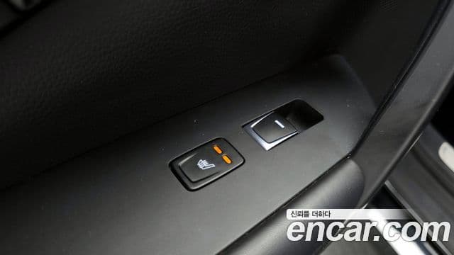 Hyundai Grandeur HG Premium, 2017 16