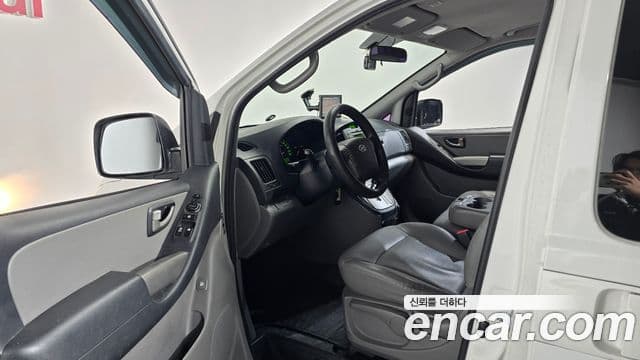 Hyundai Grand Starex CVX Luxury, 2012 10