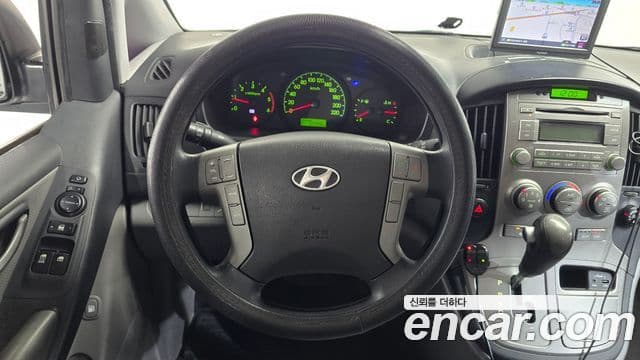 Hyundai Grand Starex CVX Luxury, 2012 13