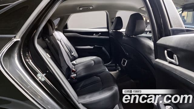 Kia K5 3세대 Prestige, 2020 13