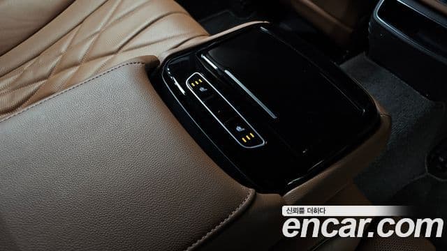 Genesis G80 (RG3) бензин 2.5 турбо AWD, 2024 19