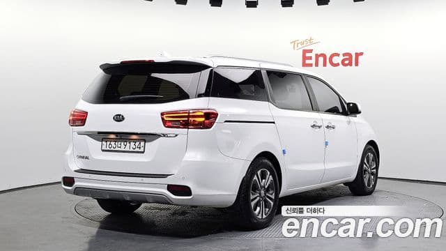 Kia The / новый New Carnival Luxury, 2020 2