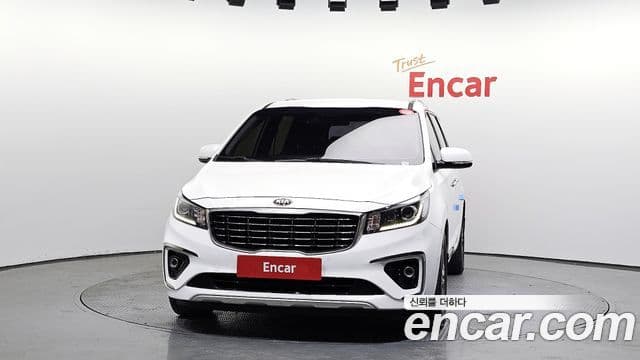 Kia The / новый New Carnival Luxury, 2020 3