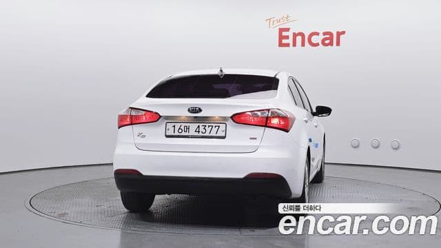 Kia K3 Trendy, 2013 4