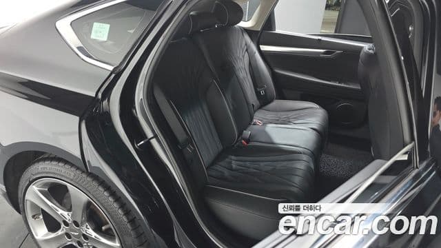 Genesis G80 (RG3) бензин 2.5 турбо AWD, 2021 11