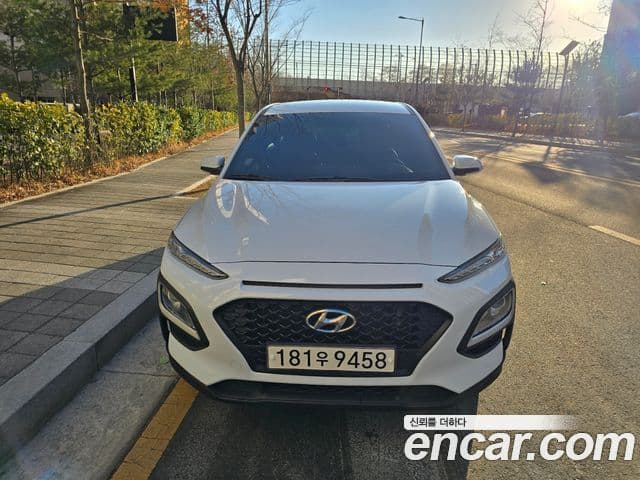 Hyundai Kona Smart, 2018 2