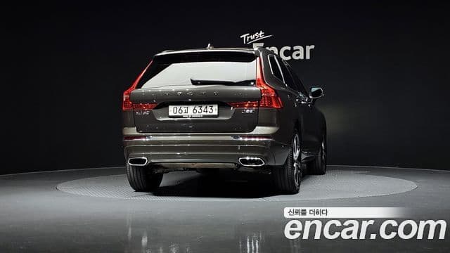 Volvo XC60 2세대 D5 Inscription, 2019 4