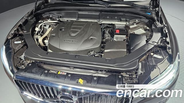 Volvo XC60 2세대 D5 Inscription, 2019 6