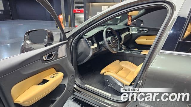 Volvo XC60 2세대 D5 Inscription, 2019 11