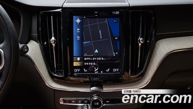 Volvo XC60 2세대 D5 Inscription, 2019 14