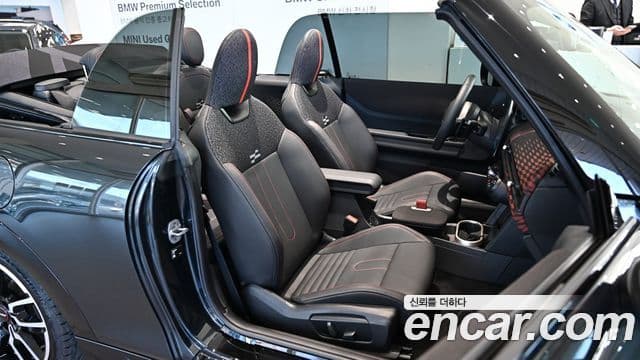 Mini Cooper S кабриолет 4세대 JCW, 2025 11