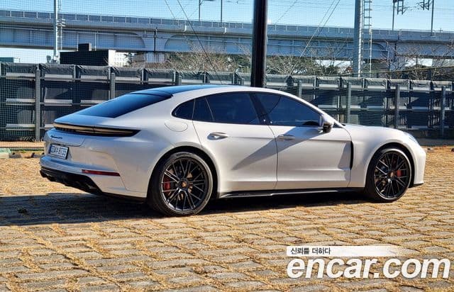 Porsche Panamera (976) 4.0 GTS, 2025 все фото