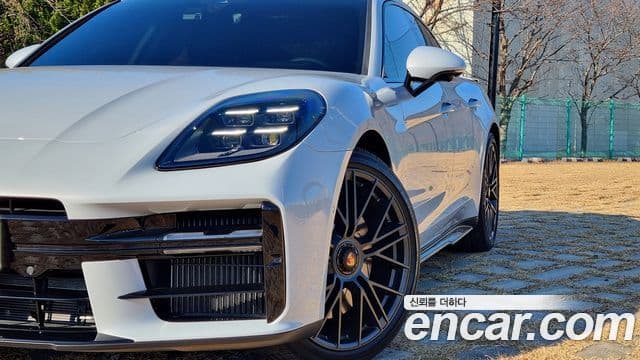 Porsche Panamera (976) 4.0 GTS, 2025 6