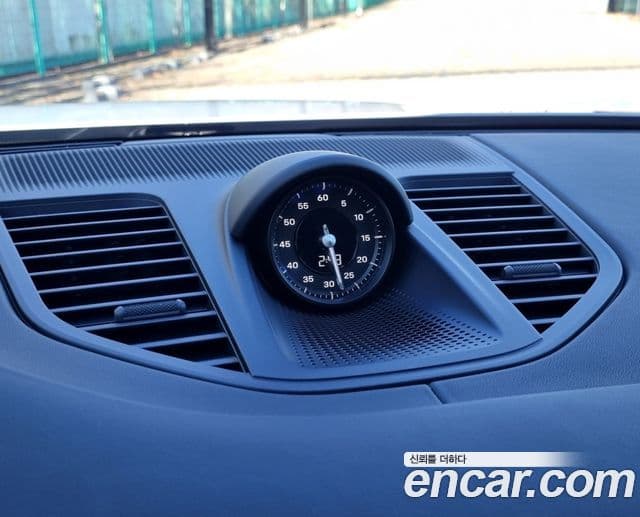 Porsche Panamera (976) 4.0 GTS, 2025 15