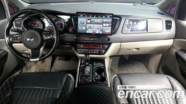 Kia All New Carnival Prestige, 2015 7