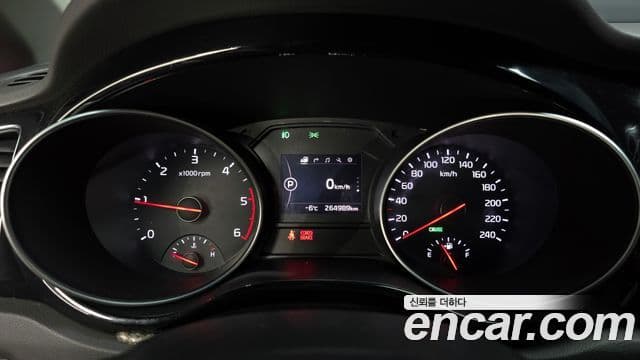 Kia All New Carnival Prestige, 2015 8