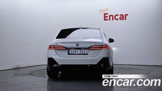 BMW 5시리즈 (G60) 530e xDrive M Sport, 2025 4