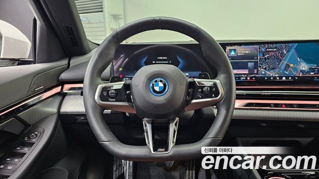 BMW 5시리즈 (G60) 530e xDrive M Sport, 2025 13