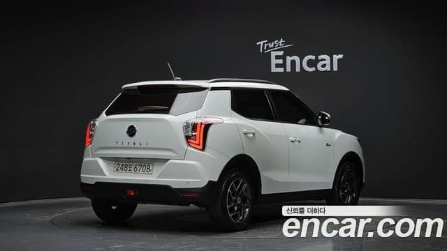 KG모빌리티(SsangYong) Berry New Tivoli V3, 2022 2