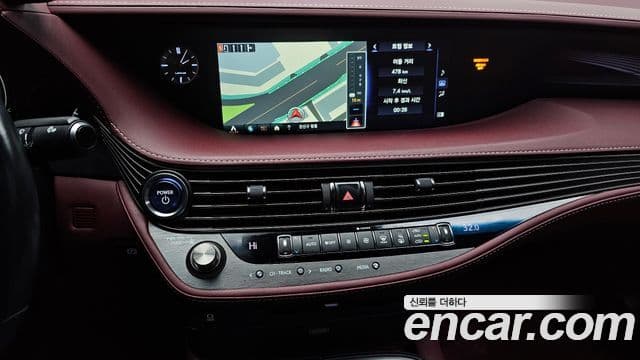 Lexus LS500h 5세대 3.5 Platinum AWD, 2019 14