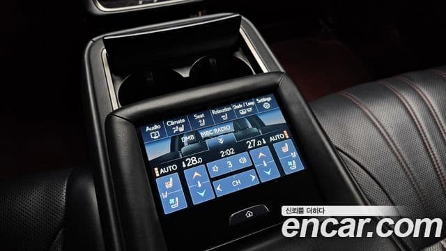 Lexus LS500h 5세대 3.5 Platinum AWD, 2019 19