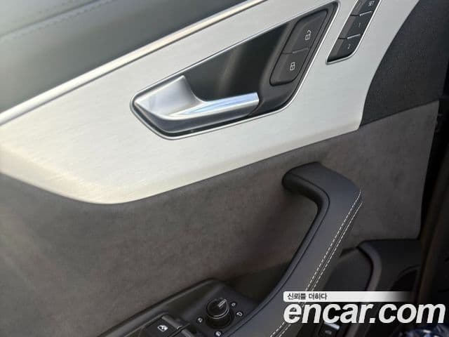 Audi Q8 (4M) Premium, 2026 10