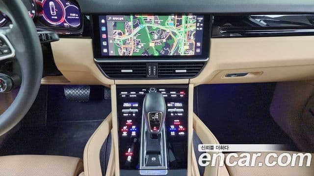 Porsche Cayenne (PO536) 3.0 купе, 2023 15