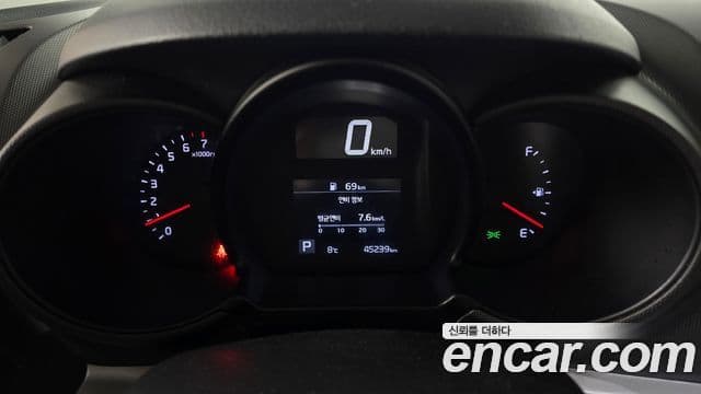 Kia The / новый New Ray Signature, 2021 8