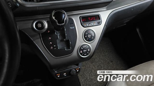 Kia The / новый New Ray Signature, 2021 9