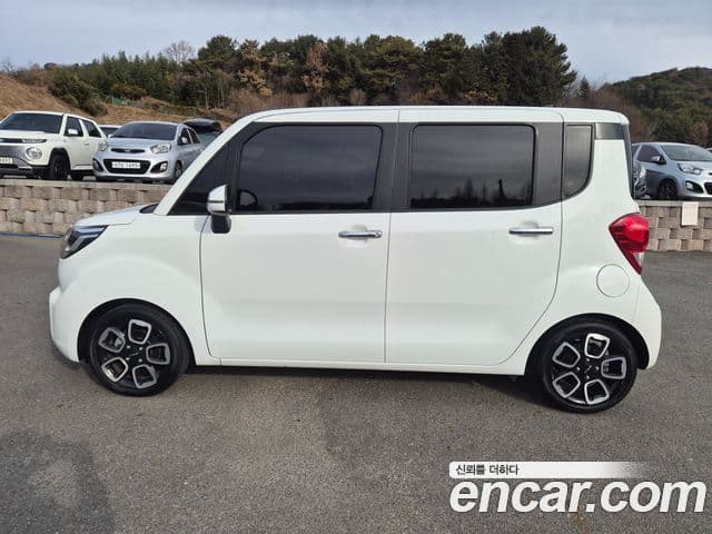 Kia The / новый New Ray Signature, 2022 4