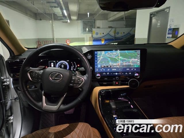 Lexus NX350h 2세대 Premium, 2025 11