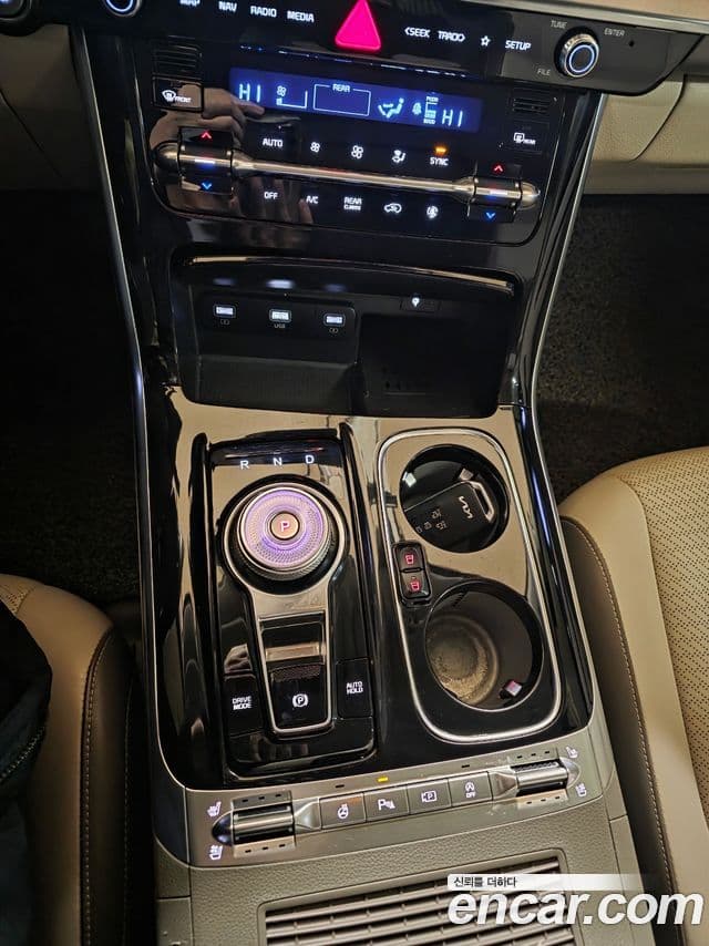 Kia Carnival 4세대 Signature, 2022 11