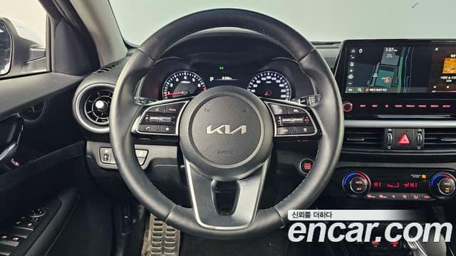 Kia The / новый New K3 2세대 Prestige, 2024 16