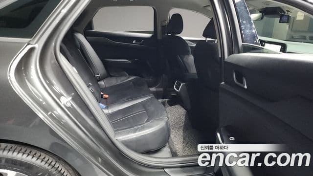 Kia K5 3세대 Prestige, 2023 12