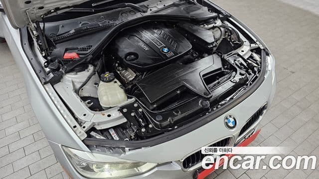 BMW 3시리즈 (F30), 2015 6