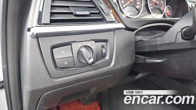 BMW 3시리즈 (F30), 2015 15