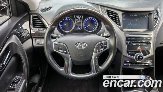 Hyundai Grandeur HG HG240 Modern Collection, 2017 14