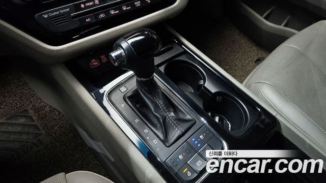 Kia All New Carnival President, 2016 9