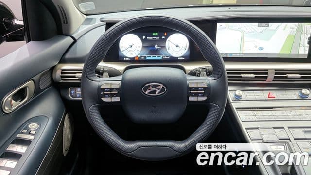 Hyundai NEXO Premium, 2024 13