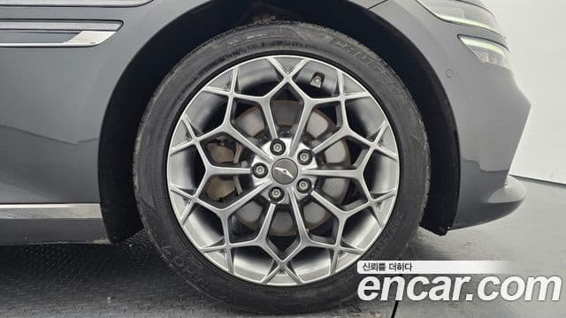 Genesis G80 (RG3) бензин 2.5 турбо AWD, 2021 все фото