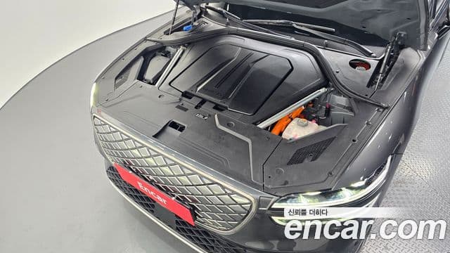 Genesis electrified GV70 e-AWD, 2022 6