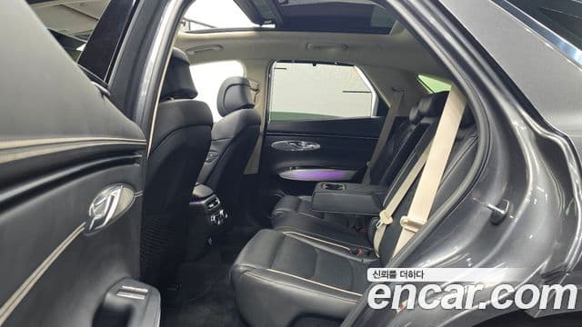 Genesis electrified GV70 e-AWD, 2022 12