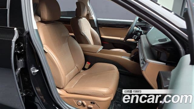 Hyundai Grandeur (GN7) Calligraphy, 2023 10