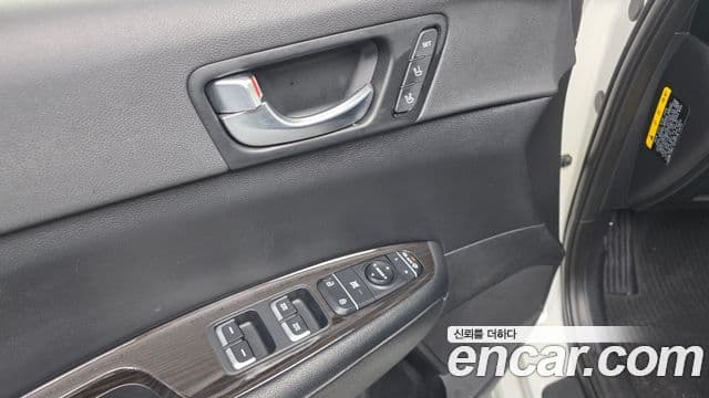 Kia K5 2세대 Noblesse Special, 2018 17