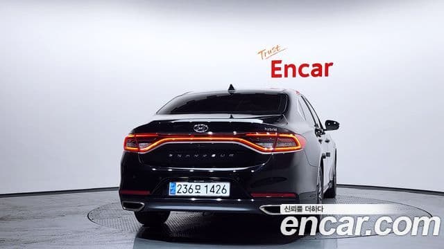 Hyundai Grandeur IG гибрид Special, 2019 4