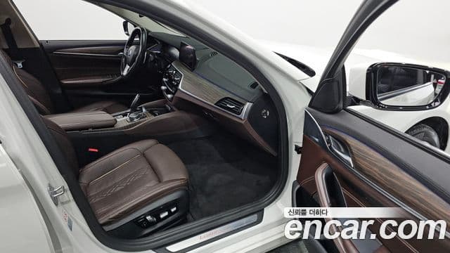 BMW 5시리즈 (G30) 530i xDrive Luxury Plus, 2019 10