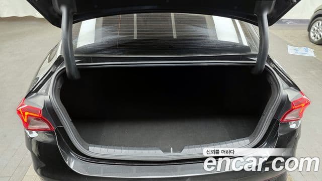 Kia K5 гибрид 3세대 Noblesse, 2022 20