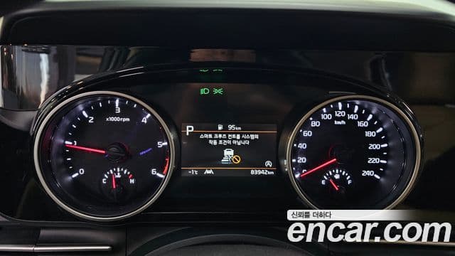 Kia Carnival 4세대 Prestige, 2022 8