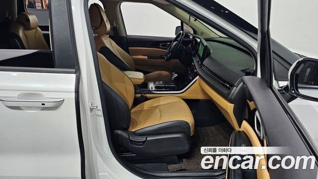 Kia Carnival 4세대 Prestige, 2022 11
