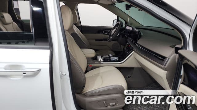 Kia Carnival 4세대 Signature, 2023 11